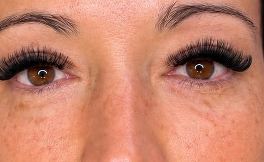 Mega volume lash extensions, finished set at Lash Therapy